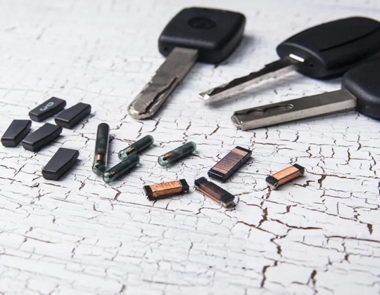 TRANSPONDER (CHIP) KEYS