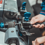 car key cutting